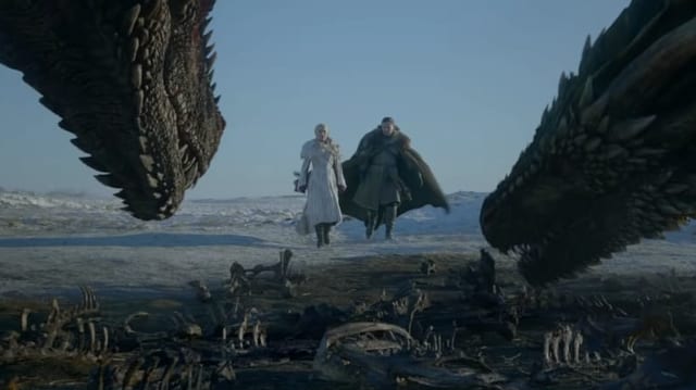 Zwei Drachen und zwei Menschen. Zwei Drachen und zwei Menschen.