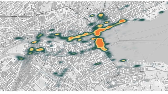 Karte mit bunten Flächen, die die Besucher-Dichte visualisieren sollen Karte mit bunten Flächen, die die Besucher-Dichte visualisieren sollen