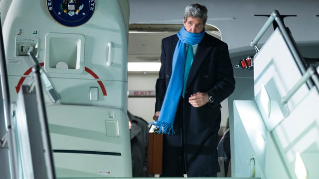 US-Aussenminister John Kerry bei seiner Ankunft am Genfer Flughafen. 
