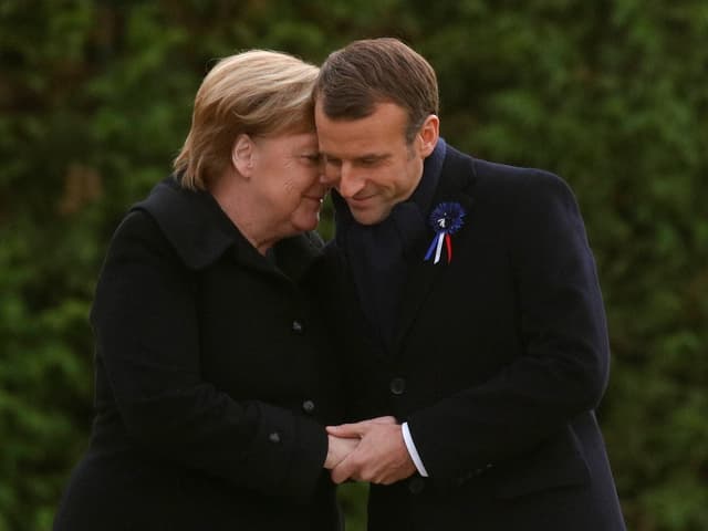 Merkel und Macron. Merkel und Macron.