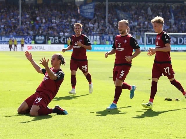 Michael Frey jubelt über sein Tor.