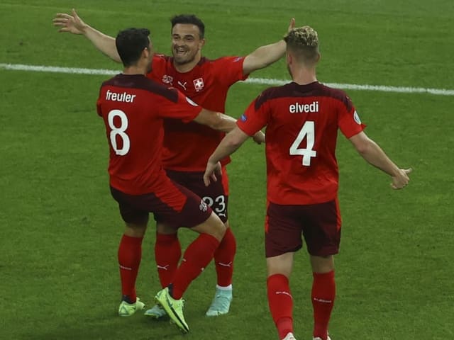Die Schweizer jubeln an der EURO Die Schweizer jubeln an der EURO
