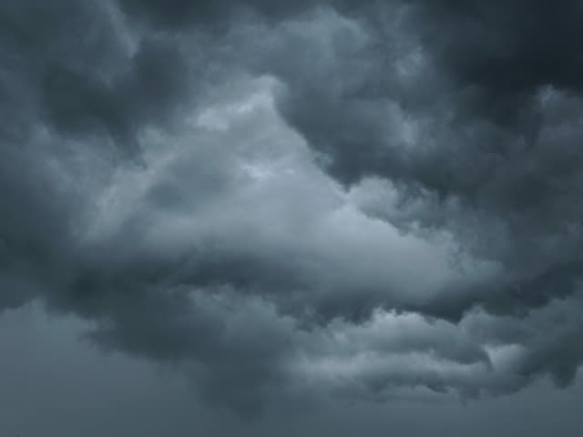 Dunkle Wolken am Himmel Dunkle Wolken am Himmel