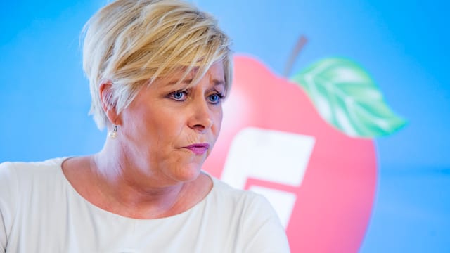 Aufnahme der Vorsitzenden der norwegischen Fortschrittspartei, Siv Jensen. Aufnahme der Vorsitzenden der norwegischen Fortschrittspartei, Siv Jensen.