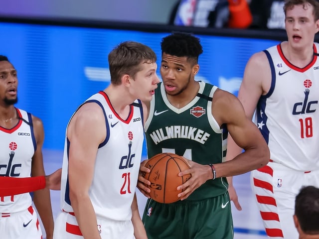 Giannis Antetokounmpo. Giannis Antetokounmpo.