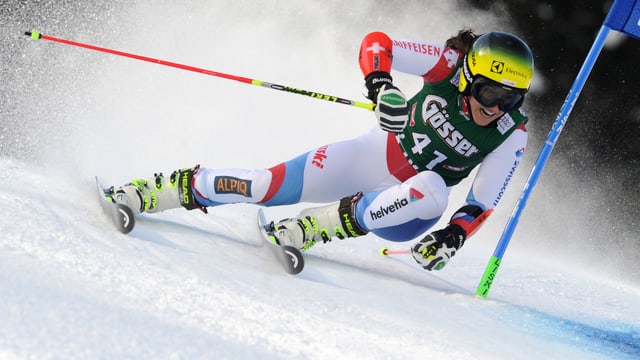 Holdener im Riesenslalom. Holdener im Riesenslalom.