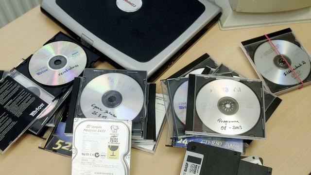 CD's CD's