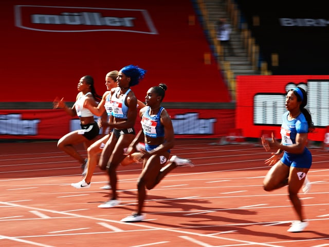 Shaunae Miller-Uibo siegt mit ihrer aussergewöhnlichen Haarpracht über 200 m. Shaunae Miller-Uibo siegt mit ihrer aussergewöhnlichen Haarpracht über 200 m.