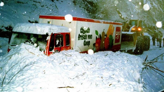Grosse Schneemassen auch in Graubünden. Grosse Schneemassen auch in Graubünden.