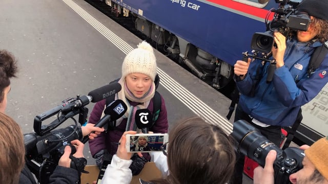 GretaThunberg am Zürcher Hauptbahnhof GretaThunberg am Zürcher Hauptbahnhof