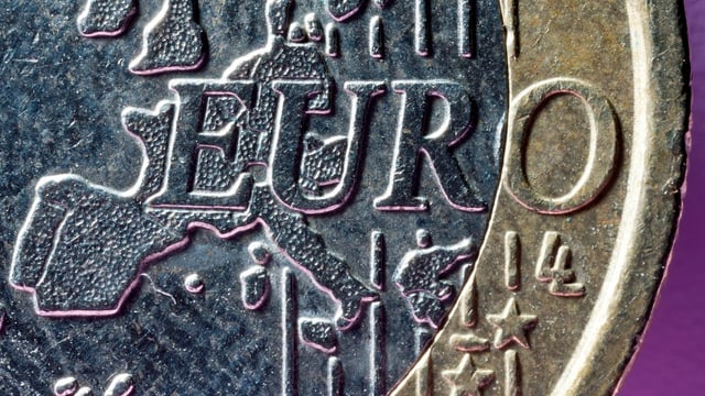Grossaufnahme einer Euro-Münze Grossaufnahme einer Euro-Münze