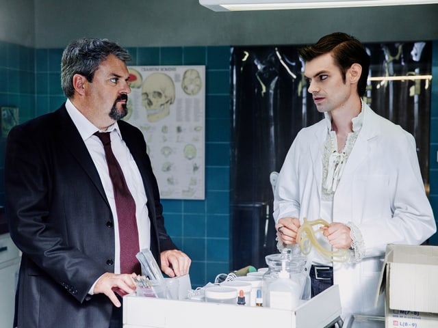 Mike Müller als Luc Conrad und Reto Stalder als Fabio Testi Mike Müller als Luc Conrad und Reto Stalder als Fabio Testi