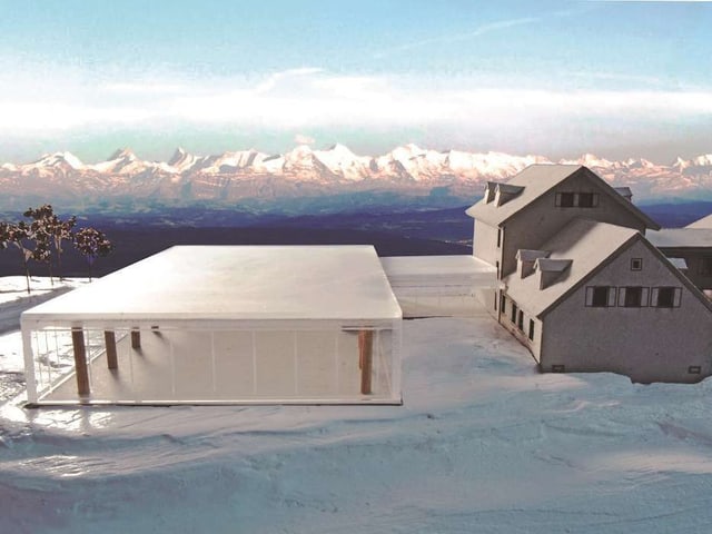 Modell des renovierten Kurhauses mit Panoramahalle. Modell des renovierten Kurhauses mit Panoramahalle.