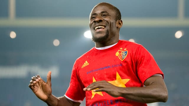 Seydou Doumbia lachend. Seydou Doumbia lachend.