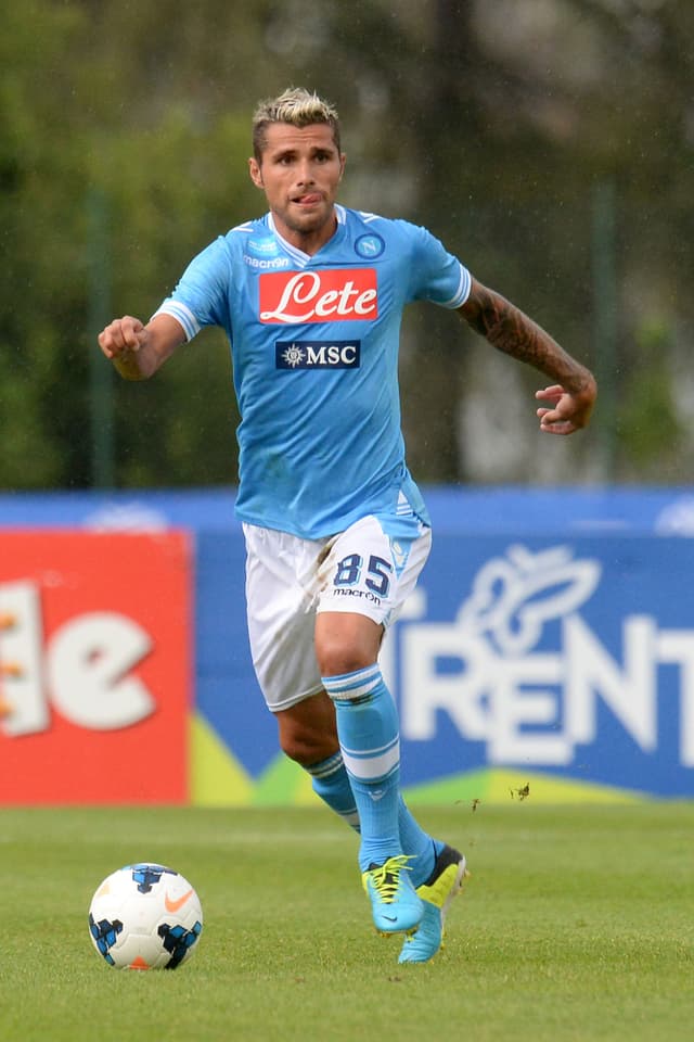 Der 29-jährige Mittelfeldspieler zeigte eine traumhafte erste Saison im Napoli-Dress. Der Schweizer Nationalspieler kam wie Gökhan Inler und Blerim Dzemaili auf über 30 Einsätze.
