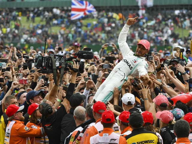 Hamilton feiert Hamilton feiert