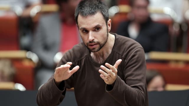 Constantinos Carydis am Dirigieren. Constantinos Carydis am Dirigieren.