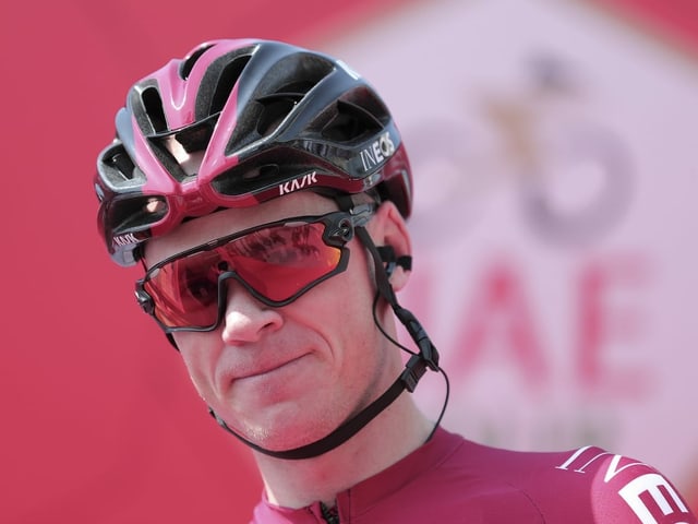 Chris Froome mit Radhelm Chris Froome mit Radhelm