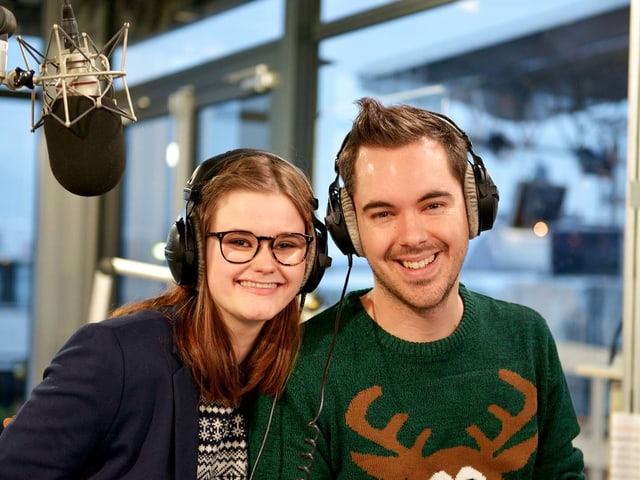 SRF-3-Hörerin Gianna aus Zernez ersteigerte sich das ABC SRF 3 vom Dienstagmorgen und spendete 800.- Franken. Wir sagen DANKE!