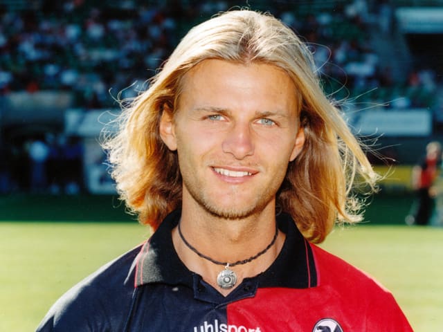 Alain Sutter im Dress von Freiburg