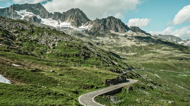 Eine Passstrasse Eine Passstrasse