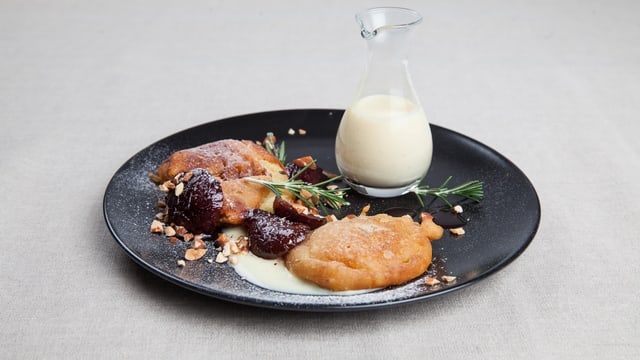 Rezepte 2016 - Apfelringli im Mandelteig, Vanille-Mandelcreme - SRF bi ...