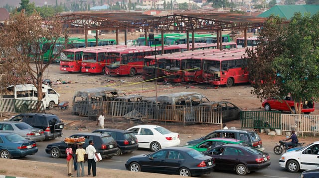 Busbahnhof in der nigerianischen Hauptstadt Abuja. Busbahnhof in der nigerianischen Hauptstadt Abuja.