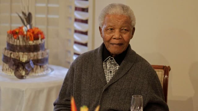 Nelson Mandela an seinem 94. Geburtstag. Nelson Mandela an seinem 94. Geburtstag.