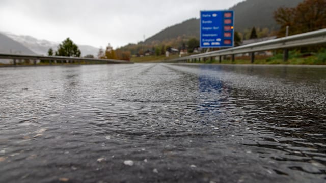 Simplonpass unter Wasser. Simplonpass unter Wasser.