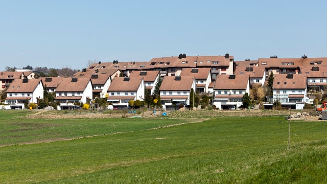 Reihenhäuser auf dem Mutschellen. Reihenhäuser auf dem Mutschellen.