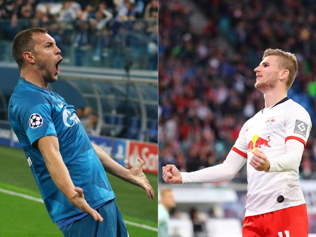 Zwei Fussballspieler Zwei Fussballspieler