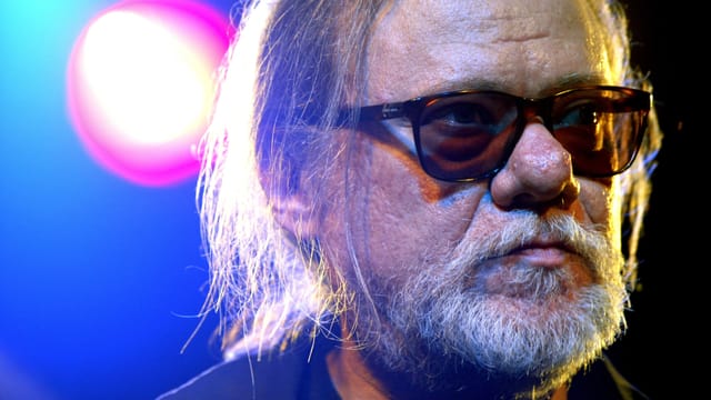 Tommy Ramone bei einem Auftritt 2005. Er war schon damals das letzte lebende Gründungsmitglied der Punkband Ramones. (reuters) Tommy Ramone bei einem Auftritt 2005. Er war schon damals das letzte lebende Gründungsmitglied der Punkband Ramones. (reuters)