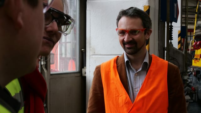 Mann in Weste Mann in Weste
