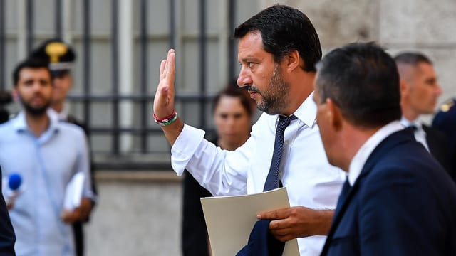 Salvini von der Seite. Salvini von der Seite.