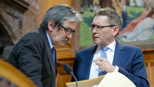 Roberto Zanetti (links) und Pirmin Bischof während einer Debatte im Ständerat 2015. Roberto Zanetti (links) und Pirmin Bischof während einer Debatte im Ständerat 2015.