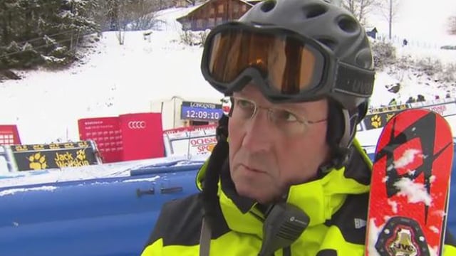 Urs Näpflin gibt ein Interview. Urs Näpflin gibt ein Interview.
