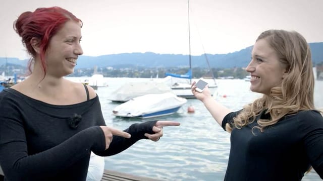 Florence Fischer mit einer Kandidatin. Florence Fischer mit einer Kandidatin.