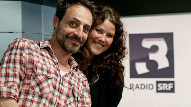Yonni Meyer mit SRF 3 Moderator Dominic Dillier. Yonni Meyer mit SRF 3 Moderator Dominic Dillier.
