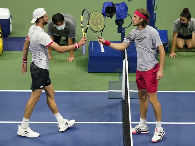 Maxime Cressy und Stefanos Tsitsipas. Maxime Cressy und Stefanos Tsitsipas.