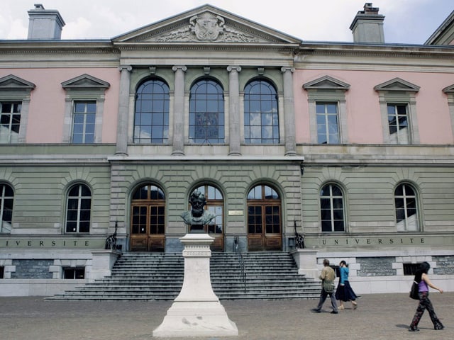 Das Hauptgebäude der Universität Genf. Das Hauptgebäude der Universität Genf.
