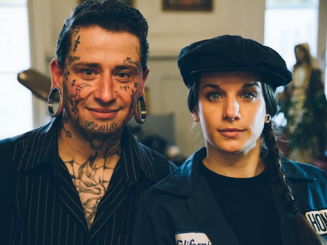 Pasquale Mangione ist 41 Jahre alt und Tätowier-Lehrling bei Valentin Steinmann.