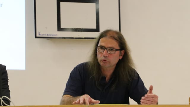 Guido Dietrich, il veder e nov president communal. Guido Dietrich, il veder e nov president communal.