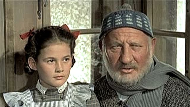 Elsbeth Sigmund als Heidi und Heinrich Gretler als Alp-Öhi in «Heidi und Peter» aus dem Jahr 1955.