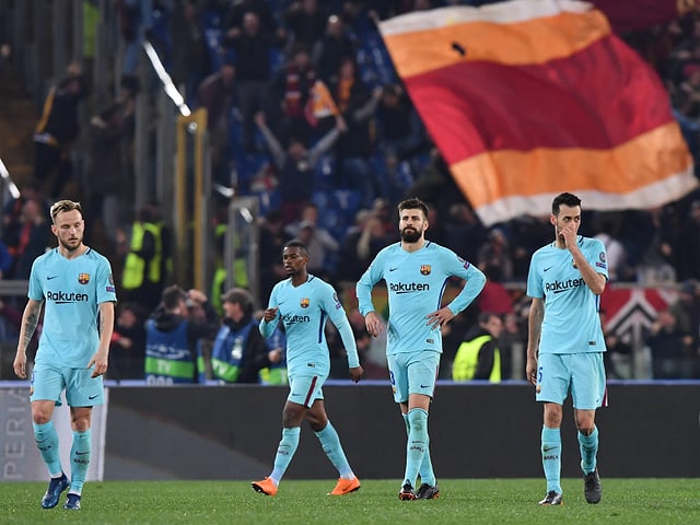 Enttäuschte Barcelona-Spieler. Enttäuschte Barcelona-Spieler.