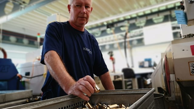 Mitarbeiter an der Maschine Mitarbeiter an der Maschine
