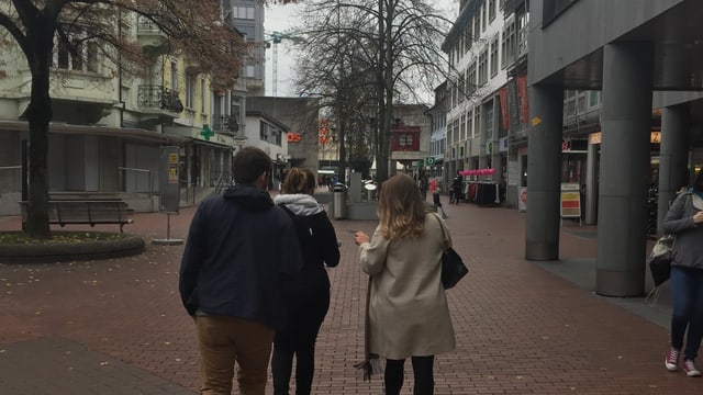 Fusgängerzone in einer Stadt. Fusgängerzone in einer Stadt.