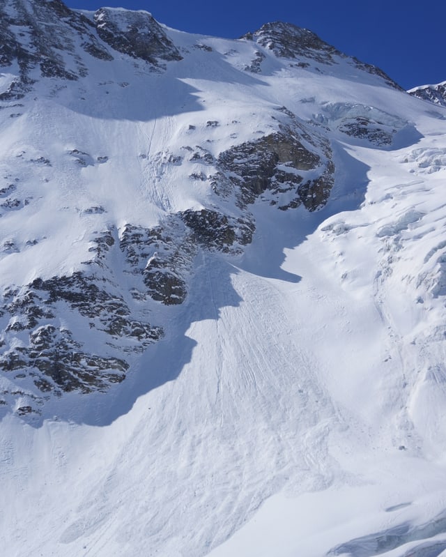 Lawine beim Aeschihorn. Lawine beim Aeschihorn.
