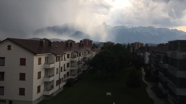 Gewitterwalze über Thun. Gewitterwalze über Thun.