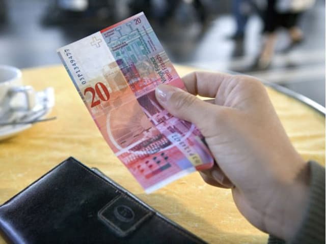 pajar cun ina bancanota da 20 francs pajar cun ina bancanota da 20 francs