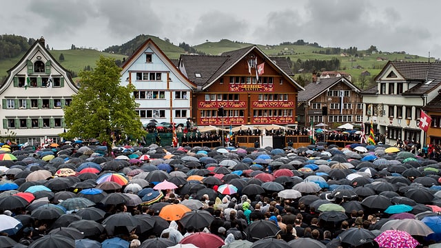 Blick auf den Landsgemeindeplatz in Appenzell. Blick auf den Landsgemeindeplatz in Appenzell.